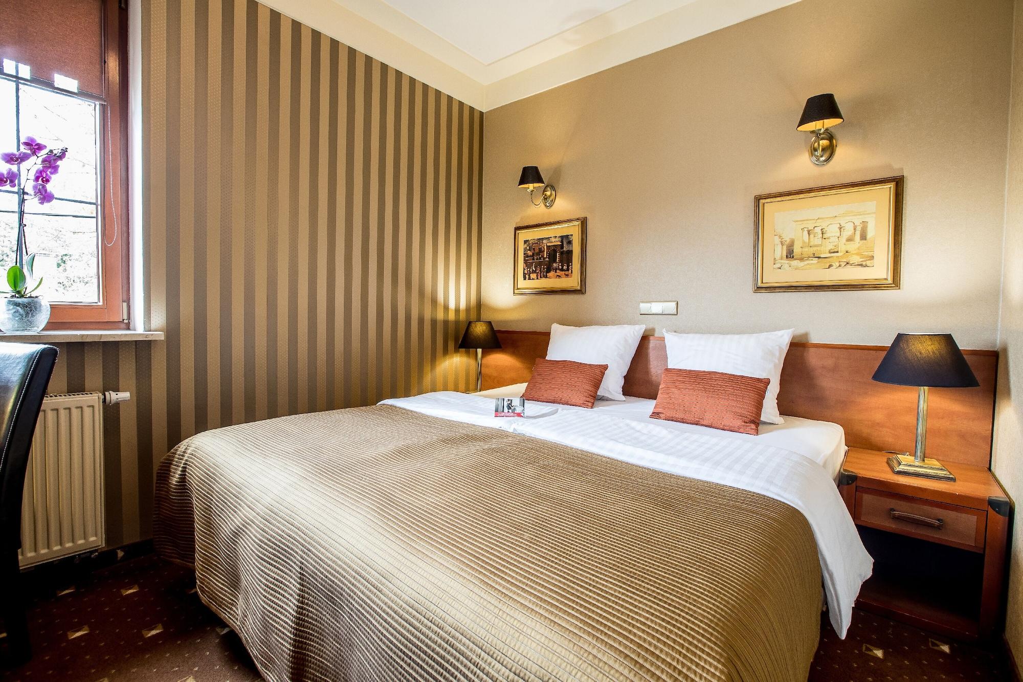 Hotel Diament Bella Notte Katowice - Chorzow Exterior photo